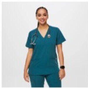 Figs Scrub Top
